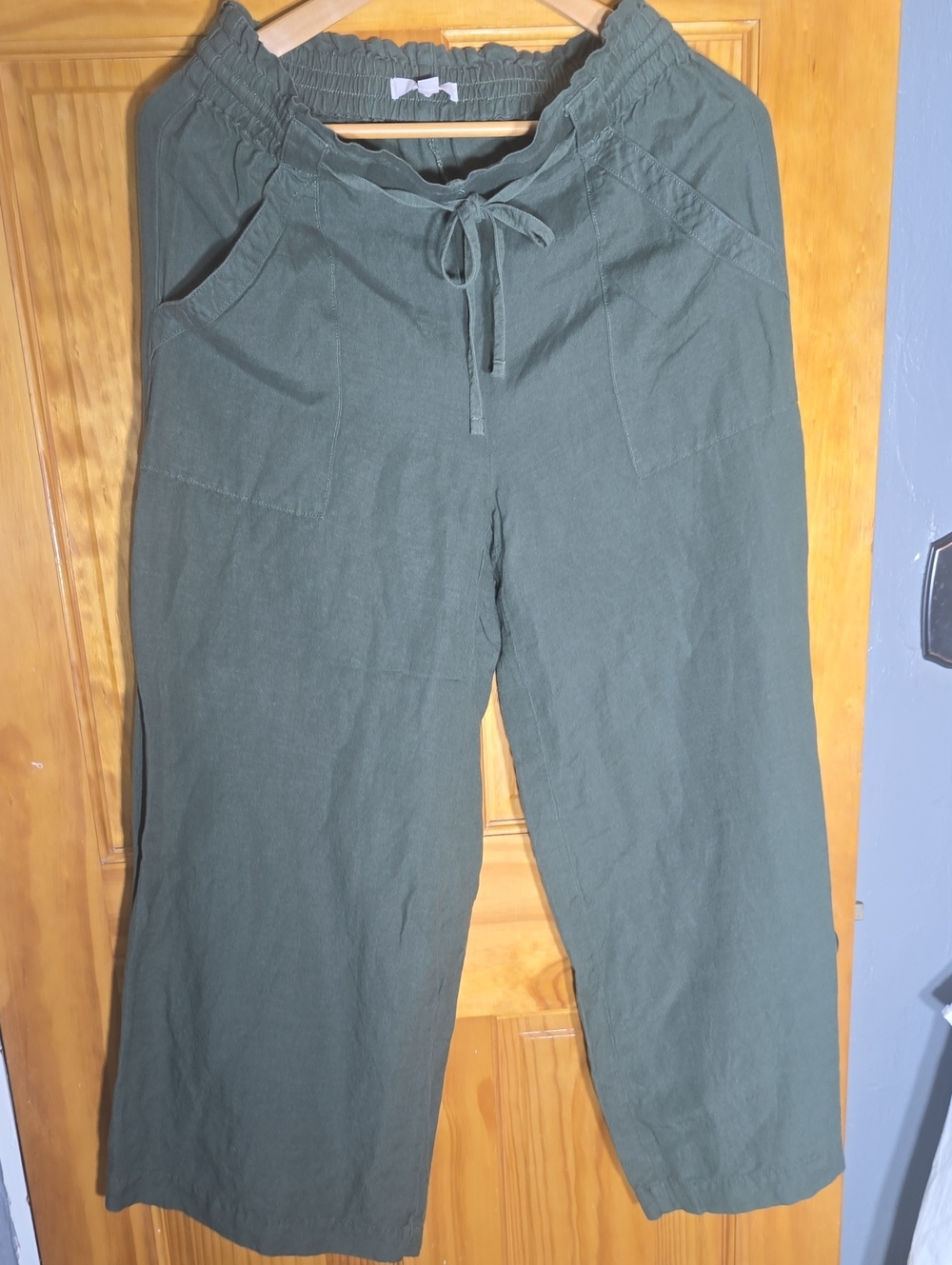 LOFT Olive Drawstring Wide-Leg Pants Small